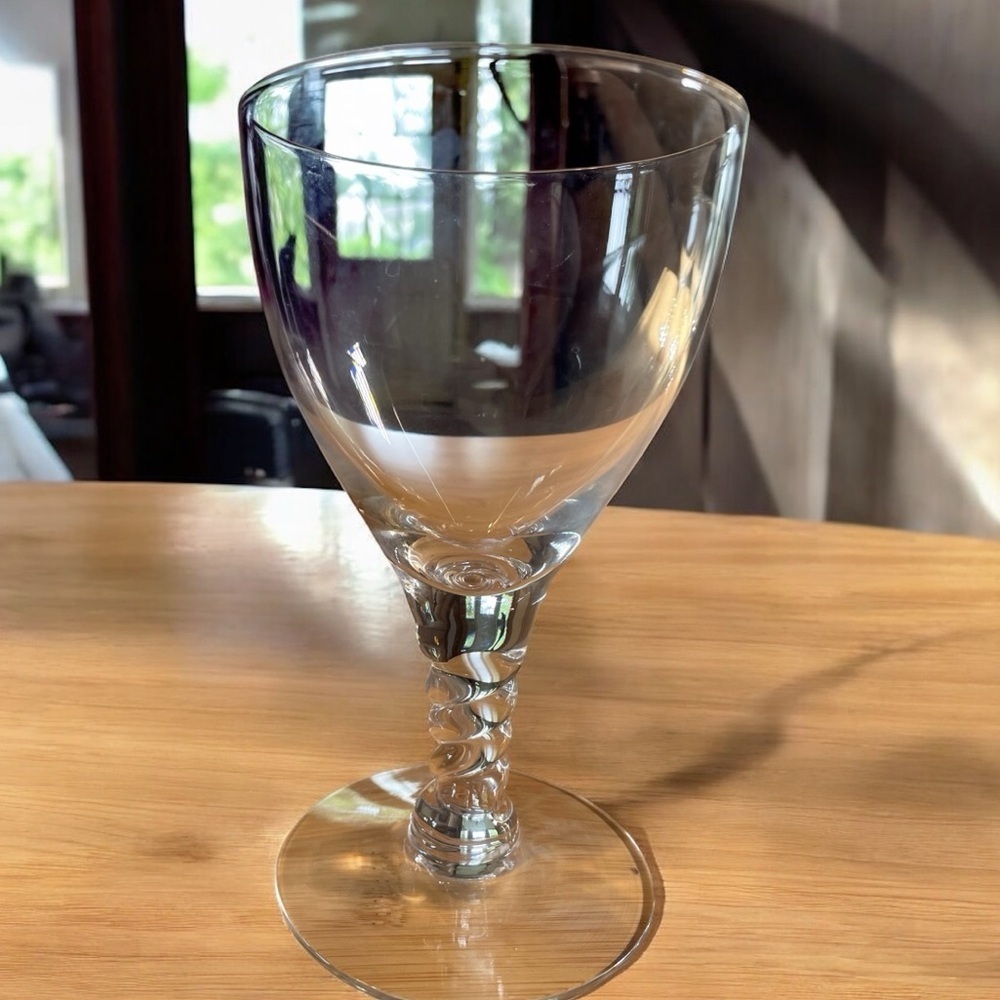 Seneca Pirouette water goblets, set of 4, spiral stem, excellent condition